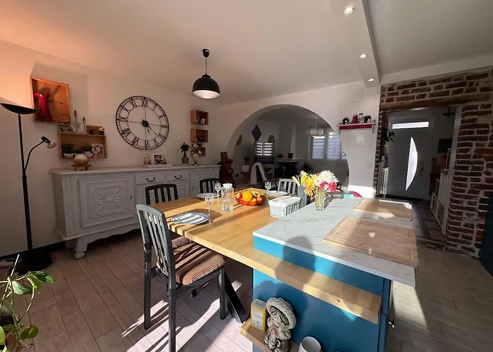 Le - 6pers - 10 Minutes Du Circuit Bugatti *