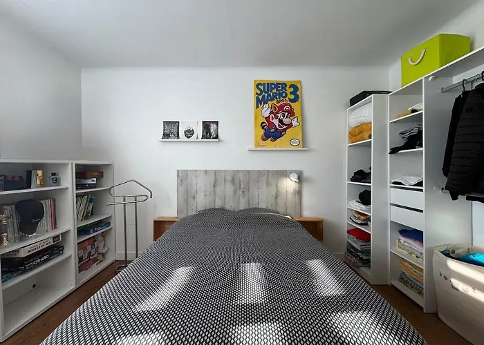 Le - 6pers - 10 Minutes Du Circuit Bugatti * Le Mans