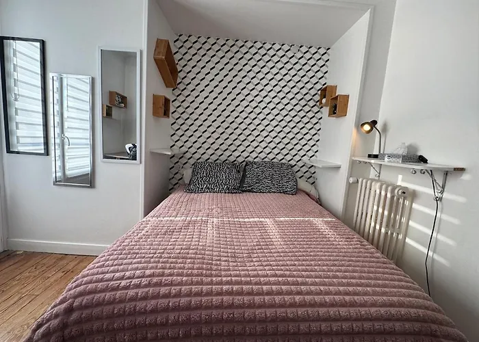 Le - 6pers - 10 Minutes Du Circuit Bugatti * Le Mans